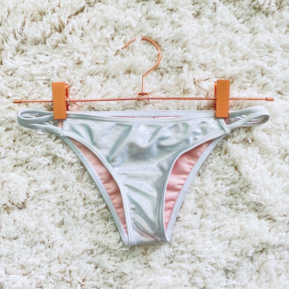 NWOT BILLABONG METALLIC BIKINI BOTTOM